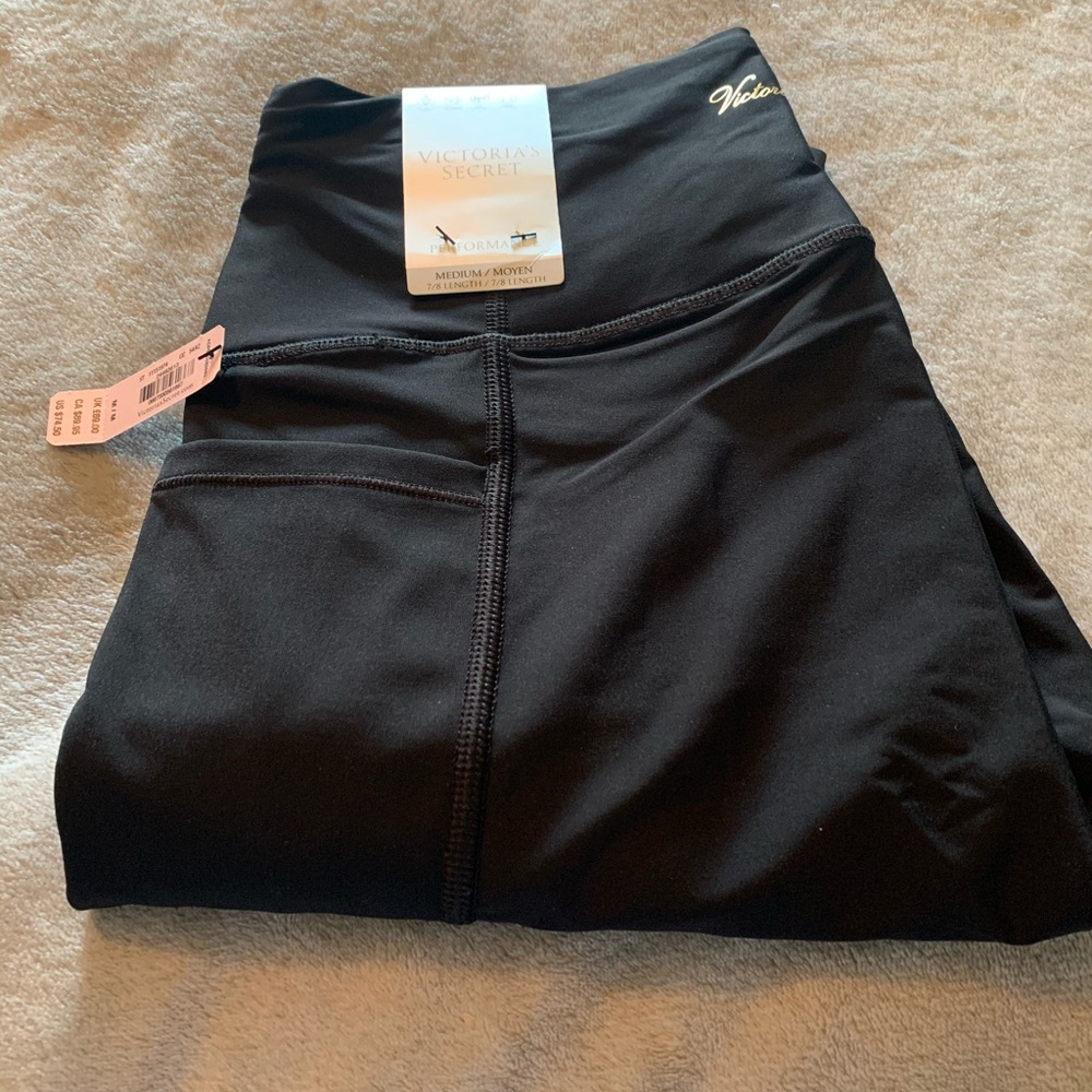 NWT Victoria’s Secret Sport Leggings